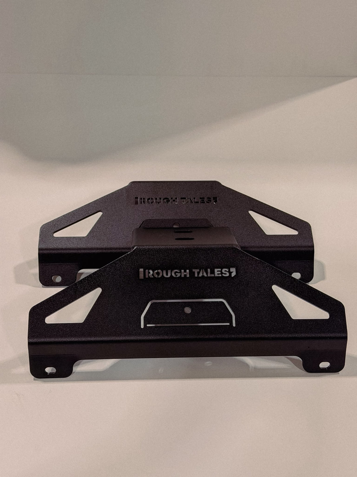 Rough Tales Alu-Cab Loadbar beugels voor Ineos Grenadier, voorkant